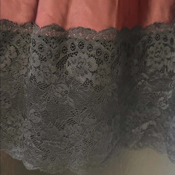 Wild Fable Burgundy Satin Slip Midi Skirt Black Lace Trim Womens Small - Picture 3 of 8